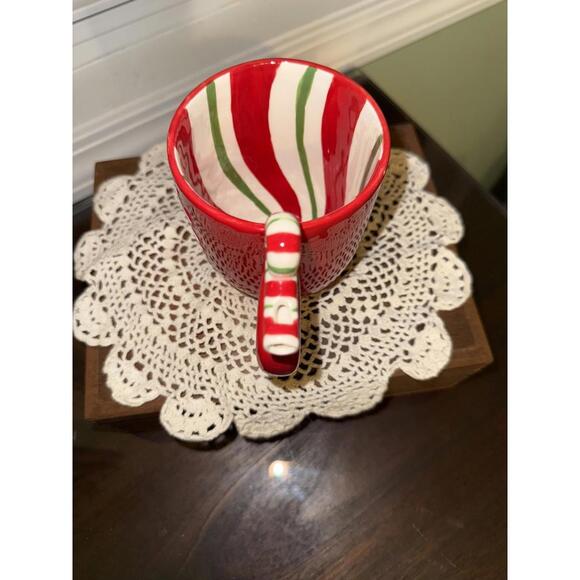 Hallmark "Whistle For Your Cocoa"  Red Ceramic 12 oz Christmas Coffee Mug - Picture 4 of 8